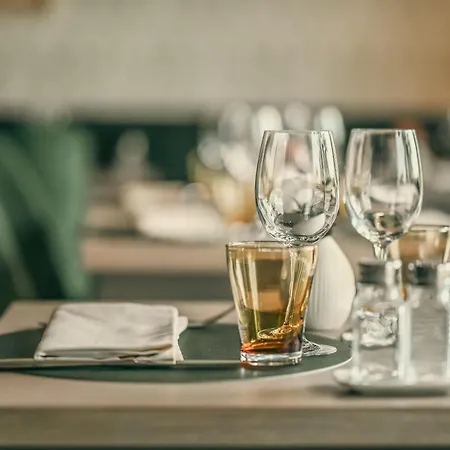 Hôtel-restaurant Casa 49